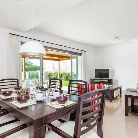 Sleeps 8 Pool Air Con Wifi * Cala'N Bosch (Menorca)